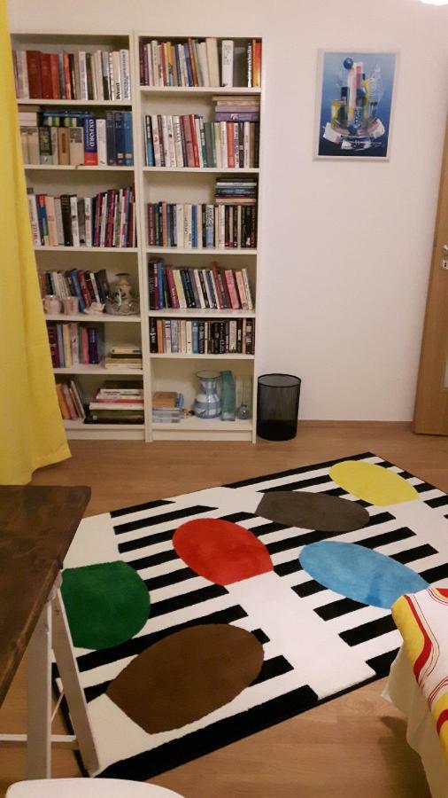 Prostorny 3 Pokojovy Apartman S Dvema Terasami Prague Ngoại thất bức ảnh