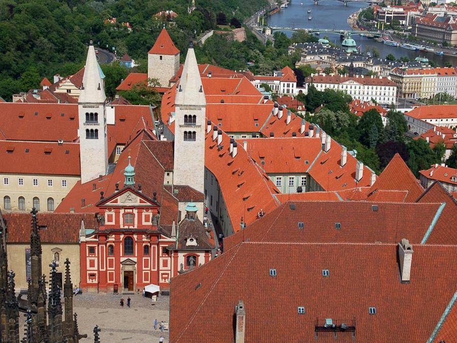 Prostorny 3 Pokojovy Apartman S Dvema Terasami Prague Ngoại thất bức ảnh
